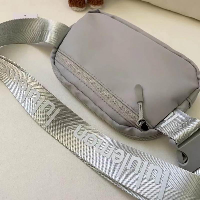 Lululemon Handbags 527